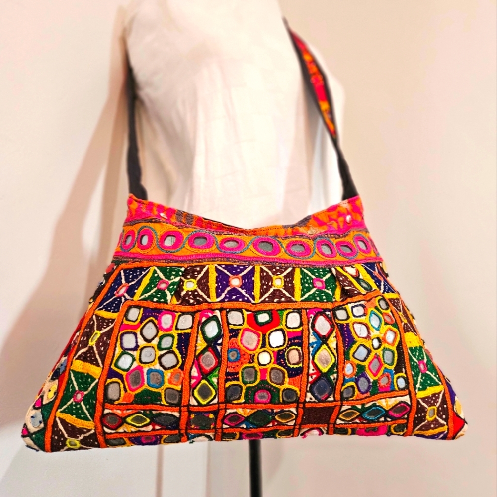 Recycled Vintage Tribal Gypsy Fabric Purse Handmade in Rajasthan India